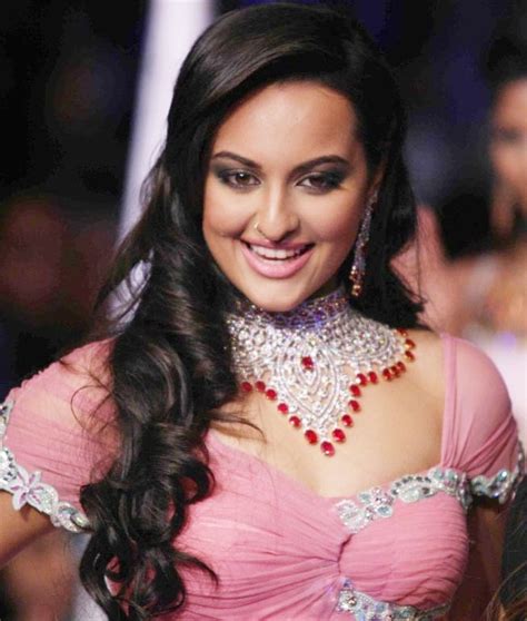 sonakshi porn